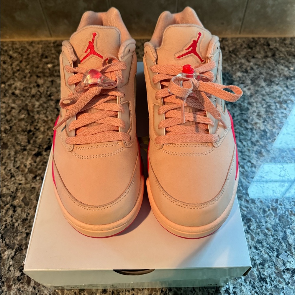Wmns Air Jordan 5 Retro Low 'Girls That Hoop' | W10